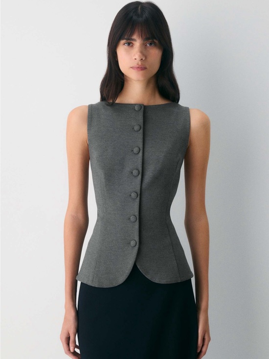 Aritzia Tops - Aritzia ponteflex risette vest